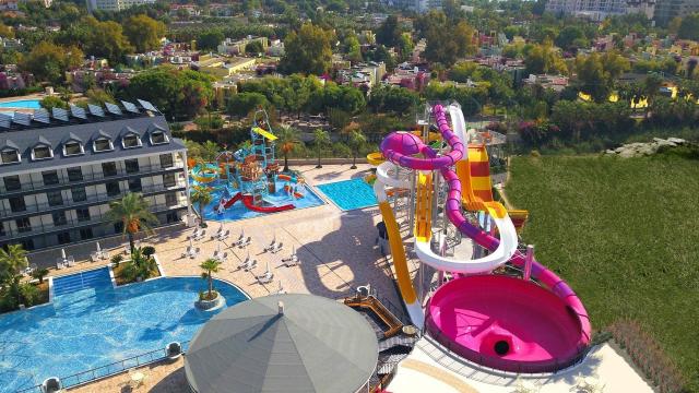 Hotel Dream World Palace