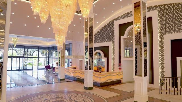 Hotel Dream World Palace