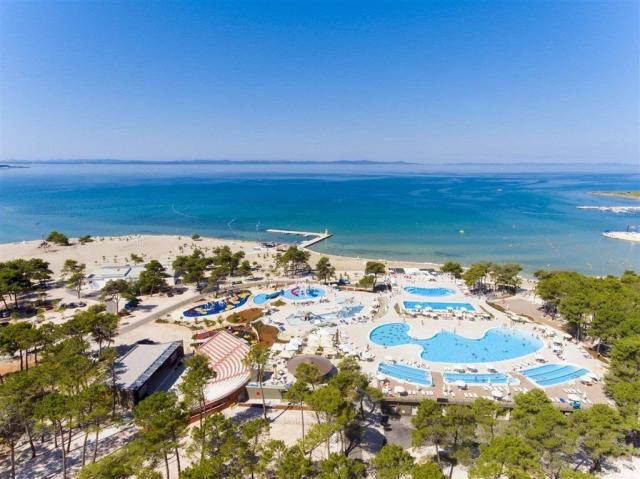 Zaton Holiday Resort-Mobile homes