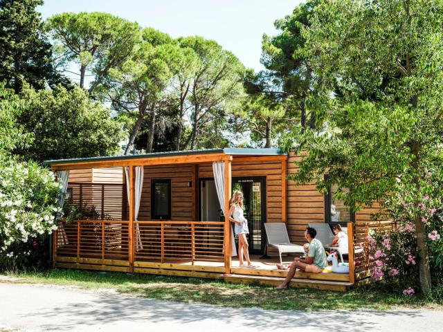 Zaton Holiday Resort-Mobile homes