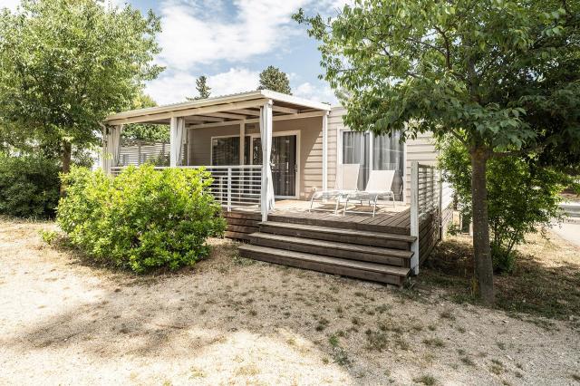 Zaton Holiday Resort-Mobile homes