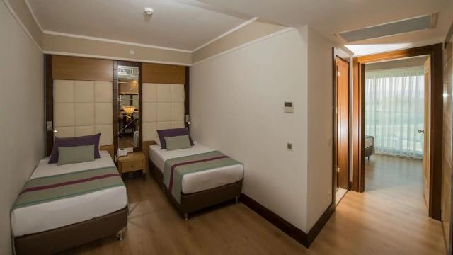 Hotel Dream World Aqua