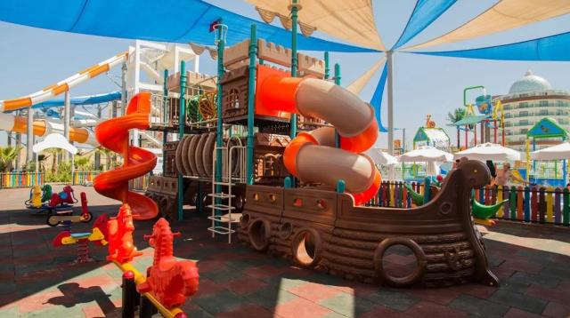 Hotel Dream World Aqua