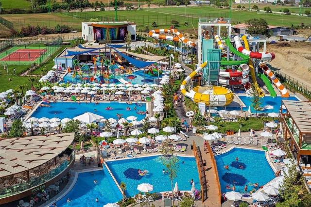 Hotel Dream World Aqua