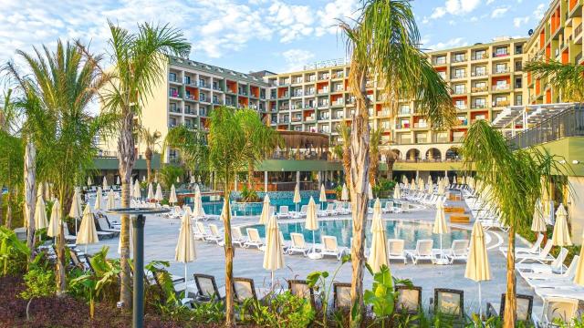 Hotel Dream Fun World