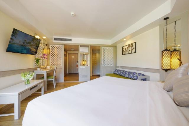 Hotel Katathani Phuket Beach Resort