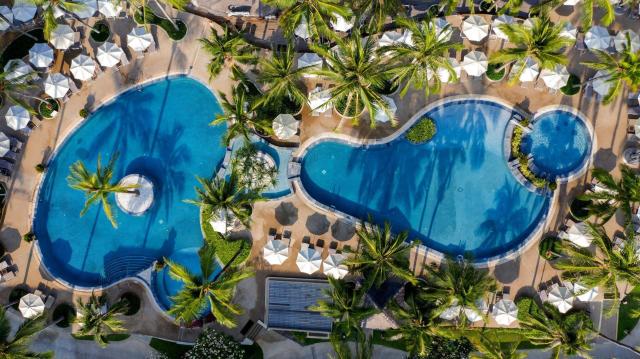 Hotel Katathani Phuket Beach Resort