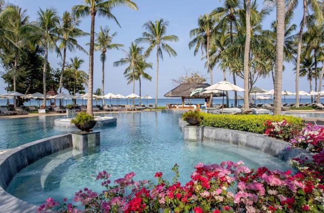 Hotel Katathani Phuket Beach Resort