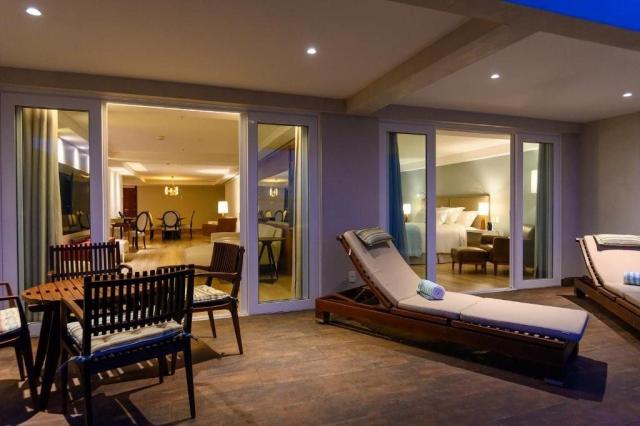 Vogal Luxury Beach Hotel & Spa