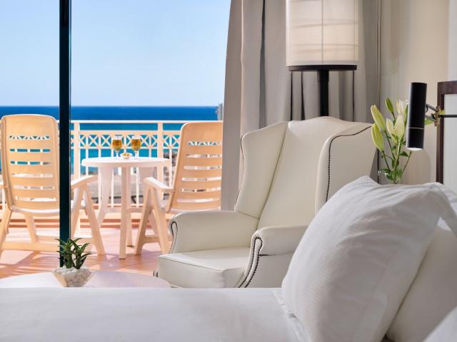 Hotel H10 Playa Esmeralda