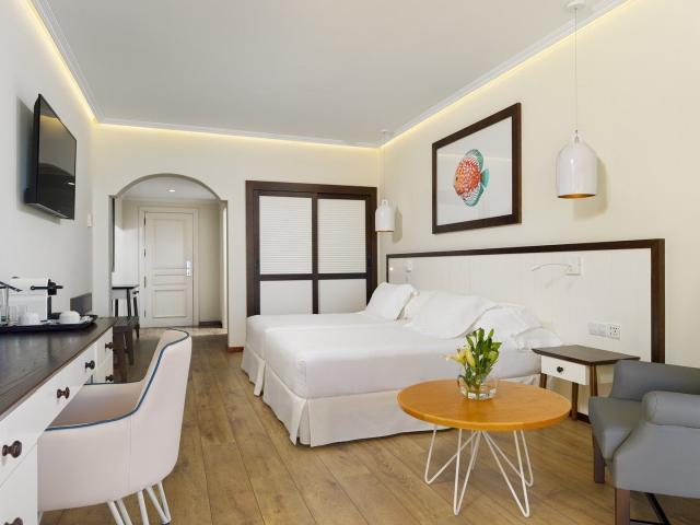 Hotel H10 Playa Esmeralda