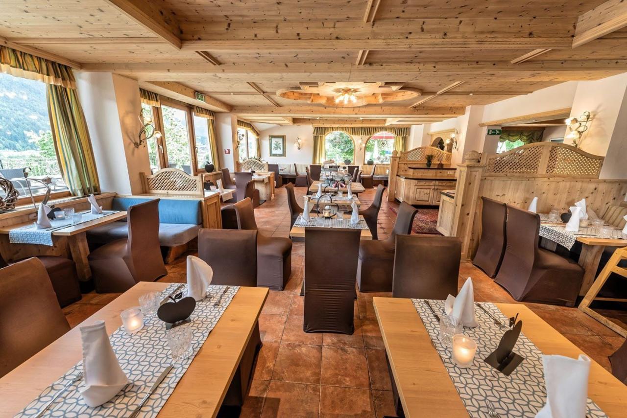 Posthaus Stubai and Smart