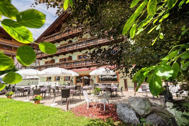 Posthaus Stubai and Smart