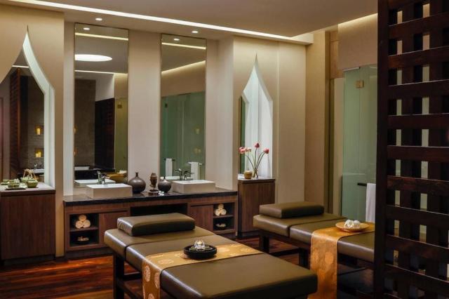 Dusit Thani Laguna Singapore