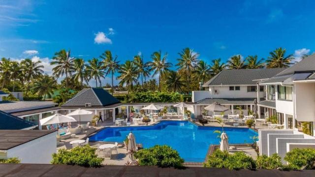 Muri Beach Club Hotel