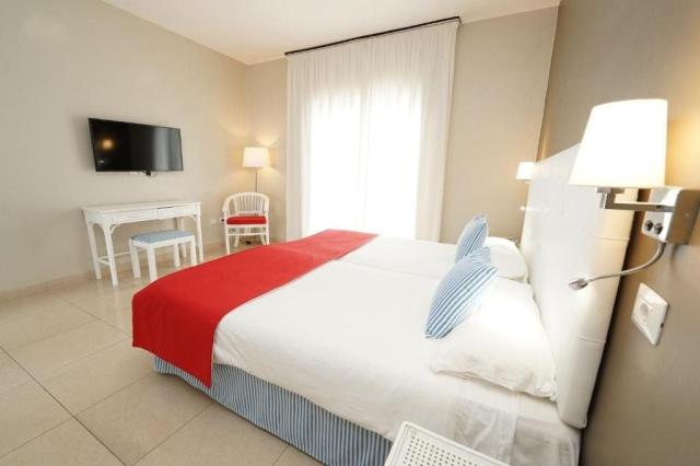 San Borondon Hotel