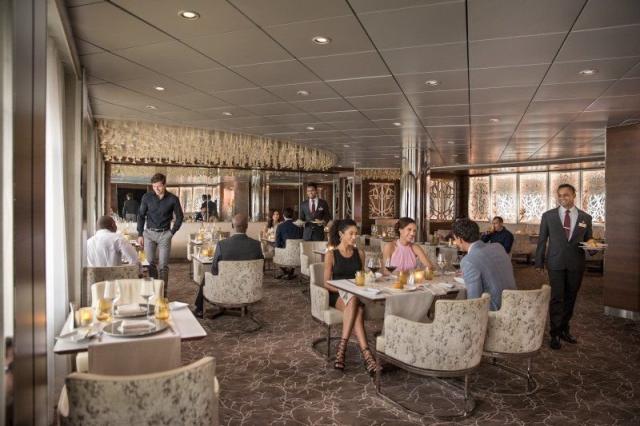 Čtrnáctidenní plavba z Amsterdamu na Island a zpět