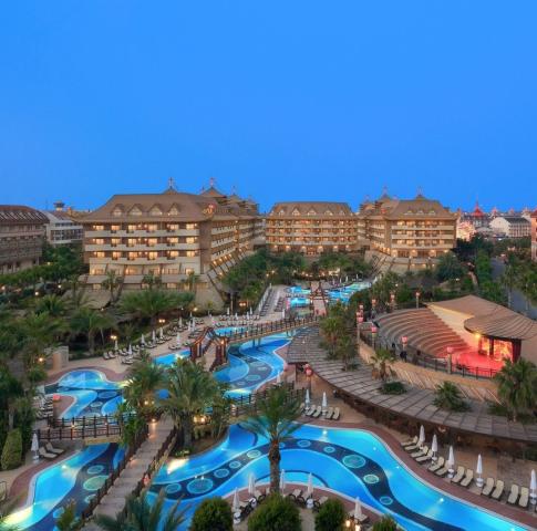 Hotel Royal Dragon