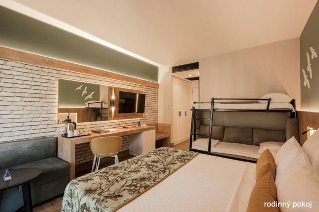 Hotel Sailor’s Beach Club