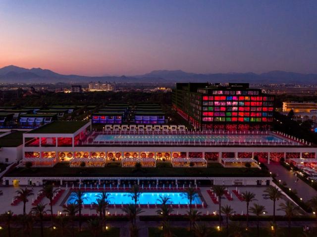 Hotel Adam & Eve