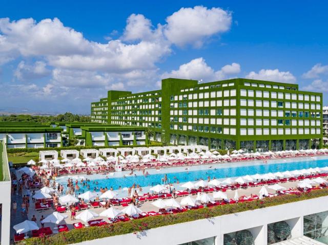 Hotel Adam & Eve