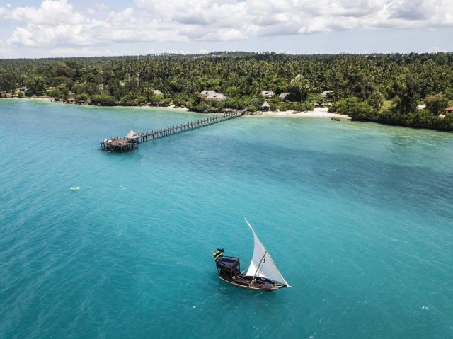 Zanzi Resort