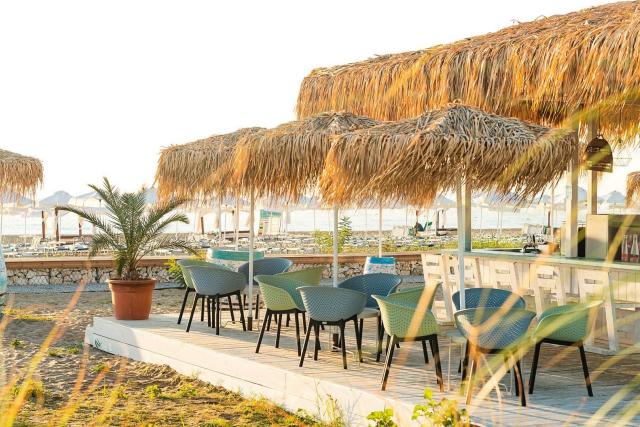 Hotel Sunrise Blue Magic