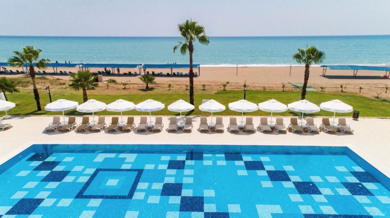 Hotel Crystal Boutique Beach Resort