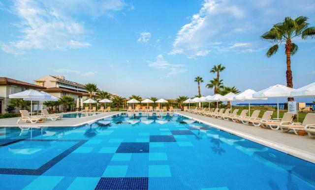 Hotel Crystal Boutique Beach Resort