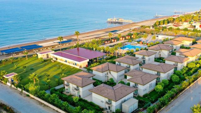 Hotel Crystal Boutique Beach Resort