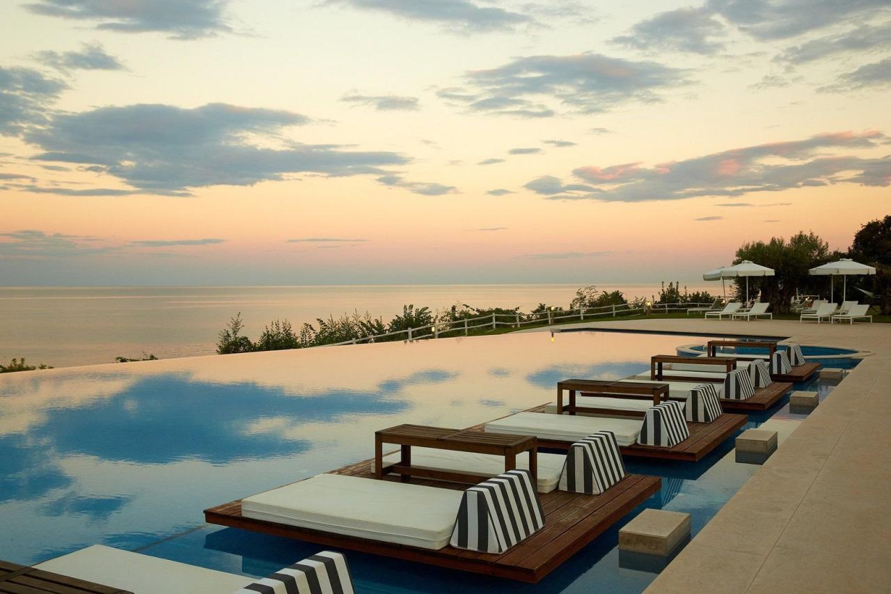 Cavo Olympo Luxury Hotel