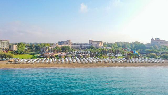 Hotel Crystal Tat Beach