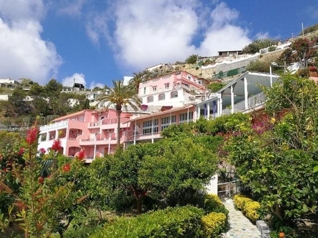 Hotel Casa Rosa