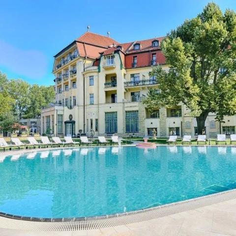 Ensana Health Spa Hotel Thermia Palace