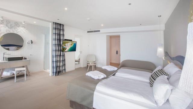 Bluesun Hotel Jadran