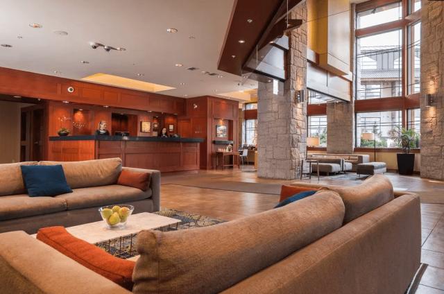 Crystal Lodge Hotel Whistler