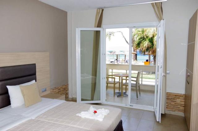 Hotel Rachoni Bay