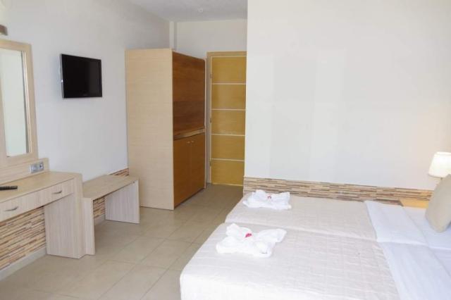 Hotel Rachoni Bay