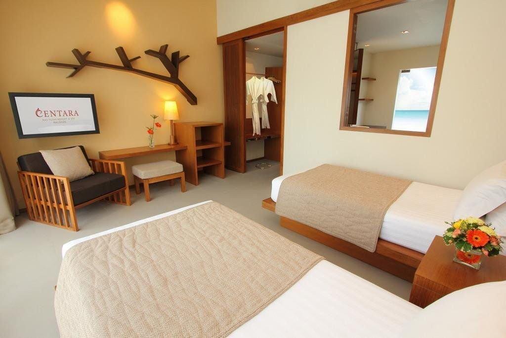 Hotel Centara Ras Fushi Resort & Spa