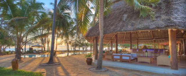 Hotel Bluebay Beach Resort