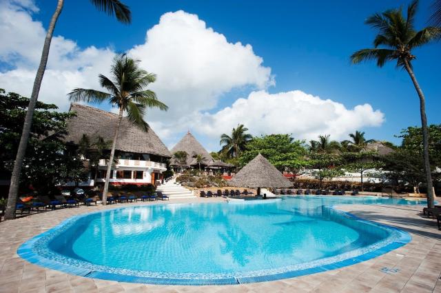 Hotel Karafuu Beach Resort