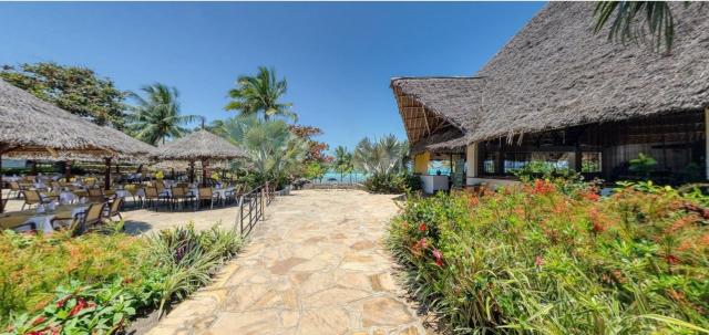 Hotel Karafuu Beach Resort