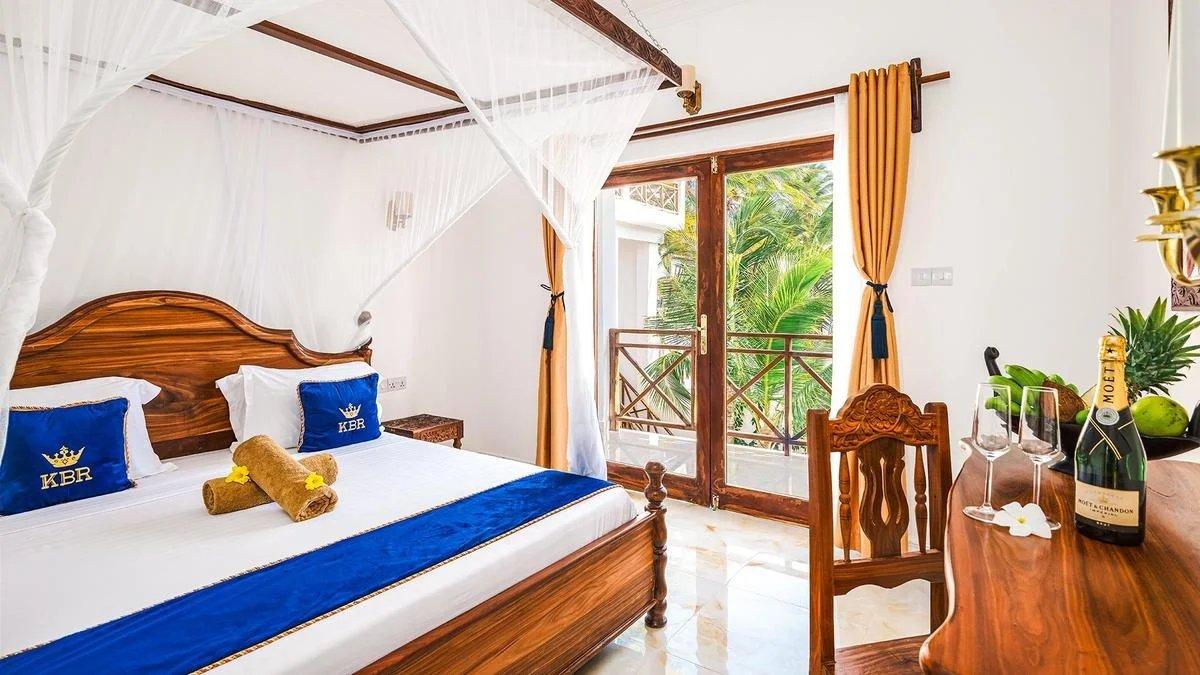 Hotel Karibu Beach Resort