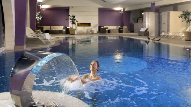 Hotel Yes Touring