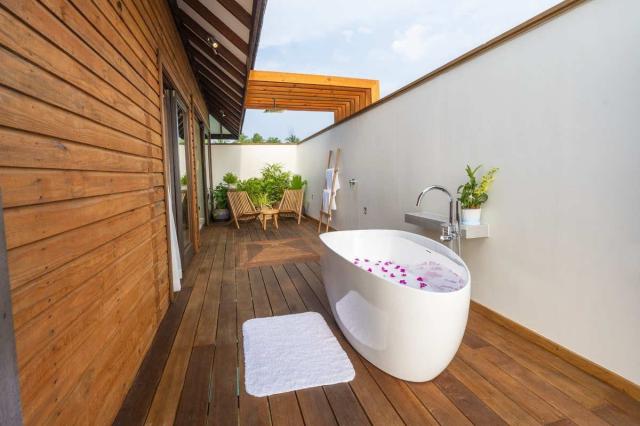 Veligandu Maldives Resort Island
