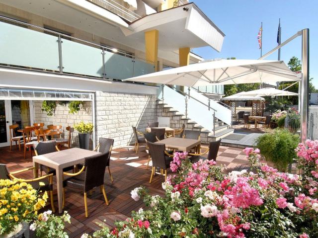 Hotel St. Moritz