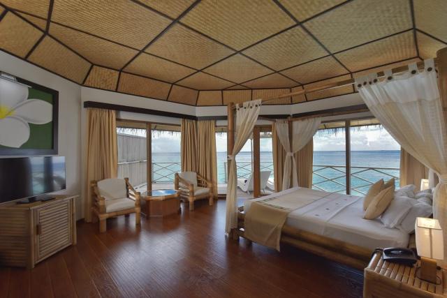Angaga Island Resort and Spa