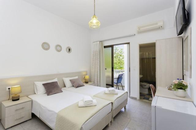 Varelis Hotel