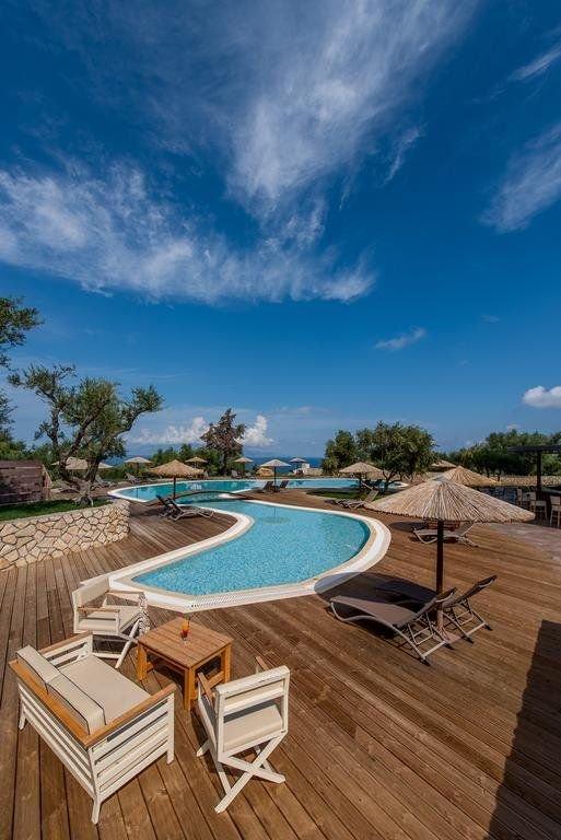 Hotel Elegance Luxury Suites