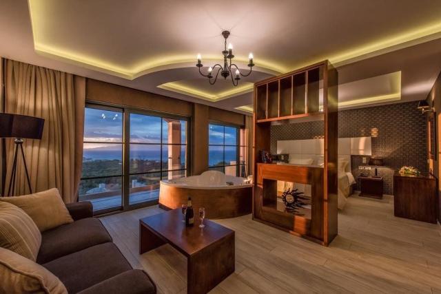 Hotel Elegance Luxury Suites